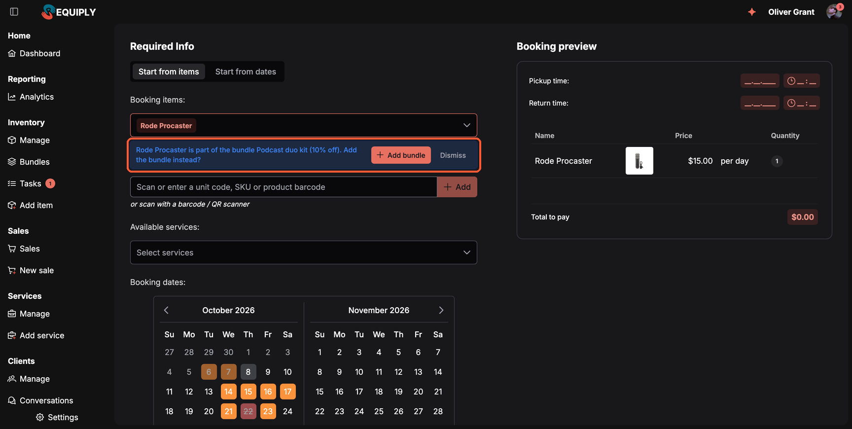El formulario Add booking con Rode Procaster elegido y un aviso debajo: Rode Procaster is part of the bundle Podcast duo kit (10% off). Add the bundle instead?, con los botones Add bundle y Dismiss