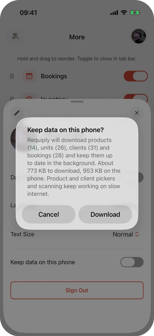 Keep data on this phone? dialog: Requiply will download products, units, clients and bookings, about 773 KB to download, 953 KB on the phone